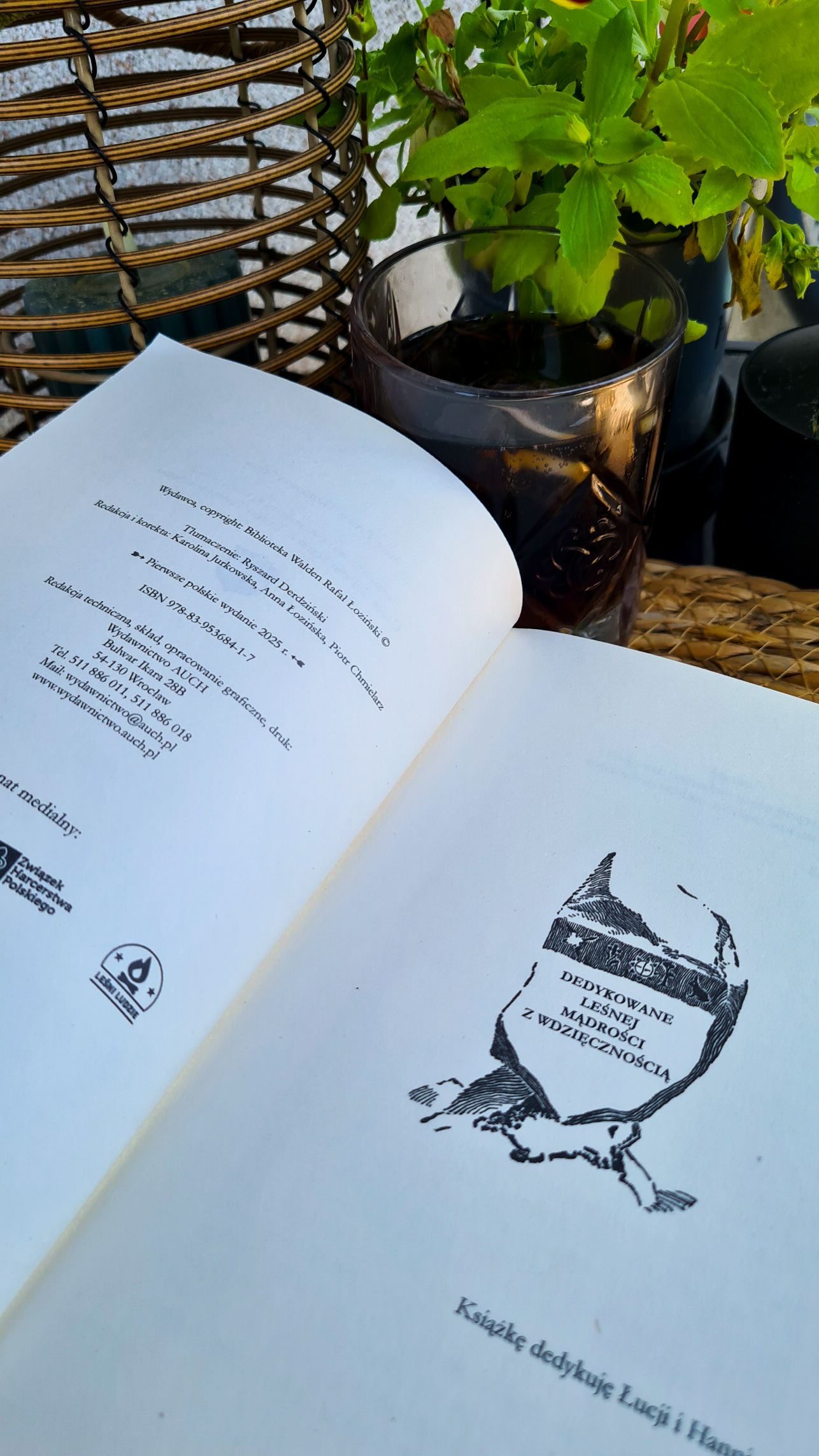 Dwóch Małych Dzikusów