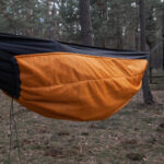 Podpinka TigerWood Underquil Marra Climashield Apex 2.0 230 cm, oliwkowo/pomarańczowa